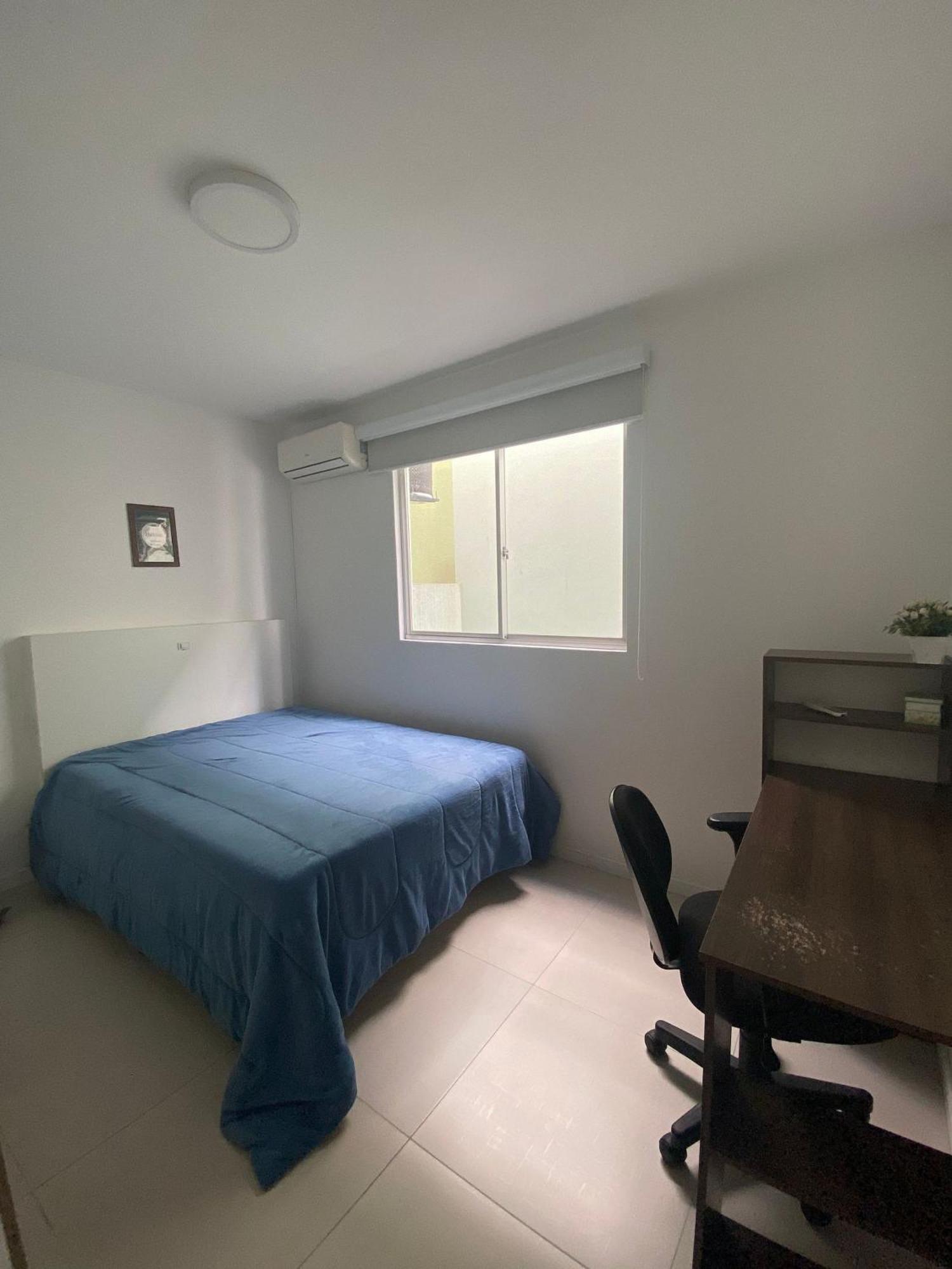 Apartamento 2 dormitórios e sacada 80 mts do mar Balneário Camboriú Exterior foto